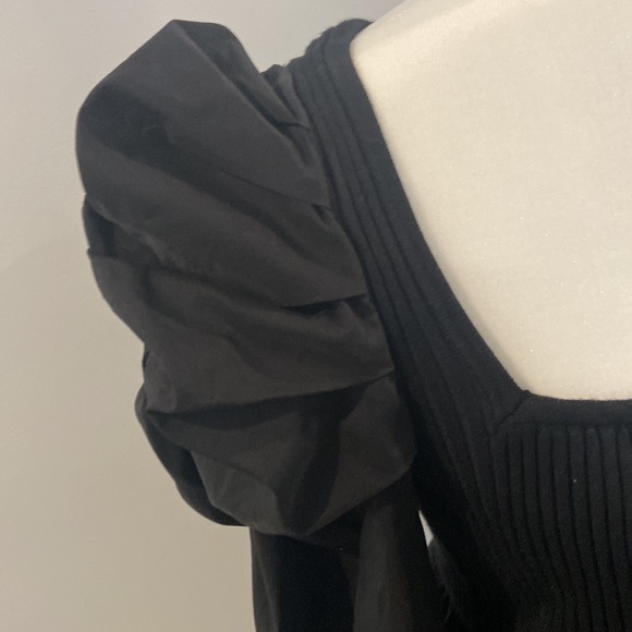 En Saison Puff Sleeve dress. Size medium. - Picture 4 of 6